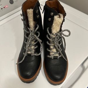 Women boots